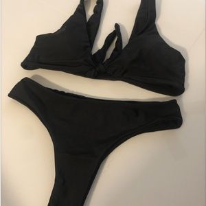 BLACK BIKINI